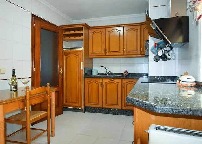 Primera Linea Con Vistas Al Mar Y Garaje